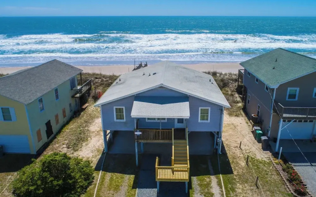 Pelican Perch by Topsail Realty