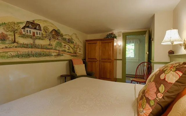 The Buttonwood Inn on Mt. Surprise