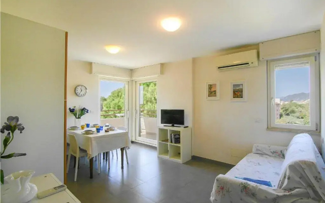 Nice apartment in Lavagna with 2 Bedrooms and WiFi