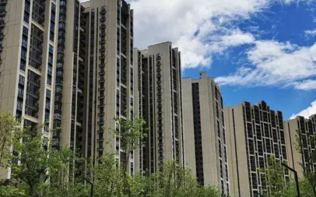Yujian Holiday Apartment (Foshan Gaoming Meidi Luhu Branch)