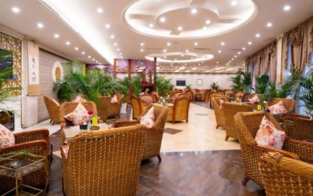 Fanzhou Garden Hotel