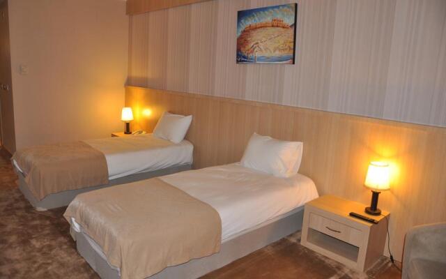 Hotel Sipan1