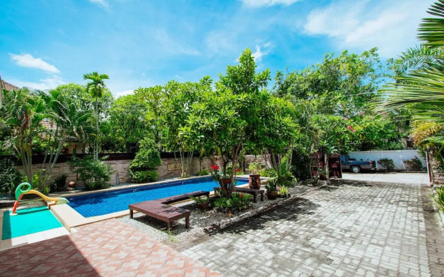 Private Residence Hosted by Sasithorn
