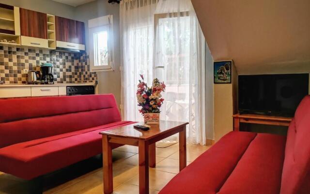 Groundfloor Apartment Nikiti NO. 2