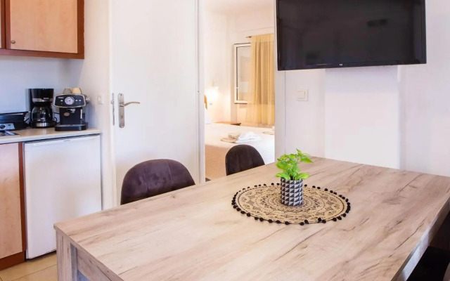Romanos Beach Villas