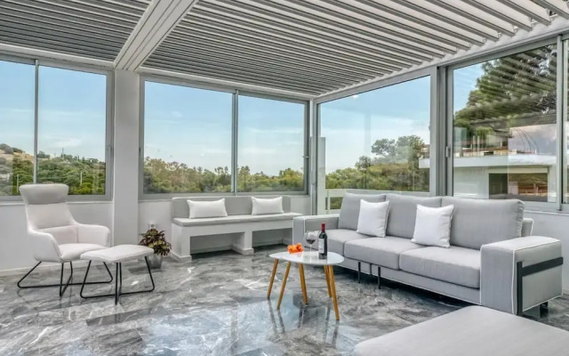 South Blue Sea View Apartment