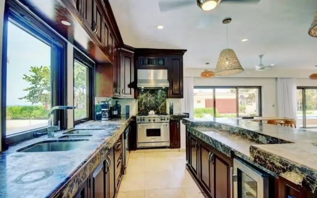 Oceanfront Exclusive Home