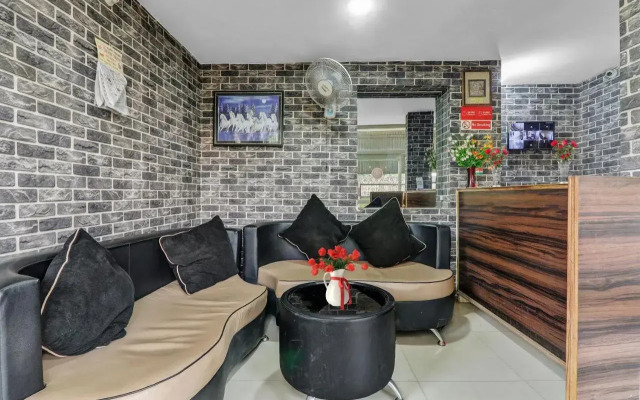 Collection O 70329 The Dev Hotel