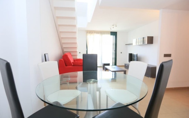 Apartamento Moderno Para 6 Personas en Cambrils