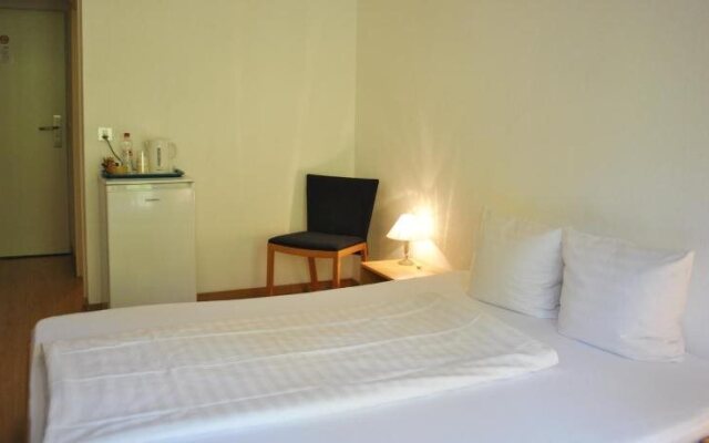 Riverside Apartment Hotel AG