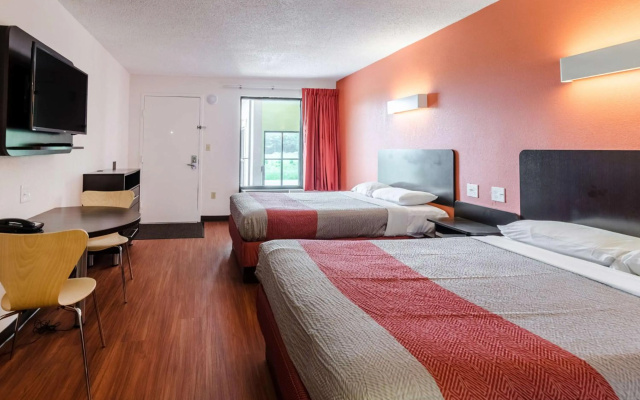 Motel 6 Lexington, VA