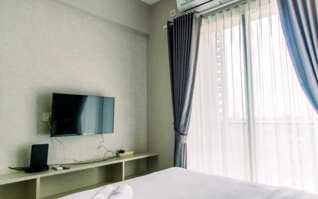 Nice And Fancy Studio Room At Sky House Bsd Apartment