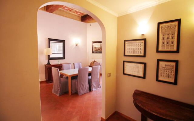 Via Giulia Wonderful Apartment