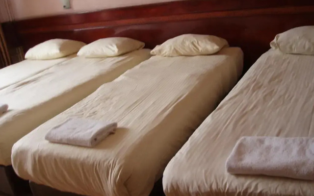 Hotel Manofa