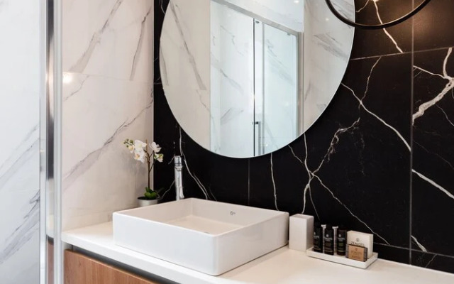 Upstreet Elegant Kolonaki 2Bd Apartment