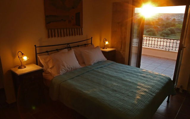 Elaia Villas