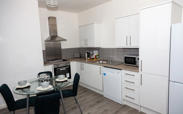Alexander Apartments Powdene House