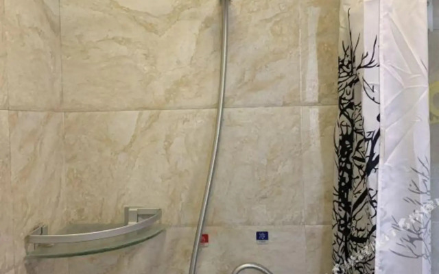 Laystay Hotel