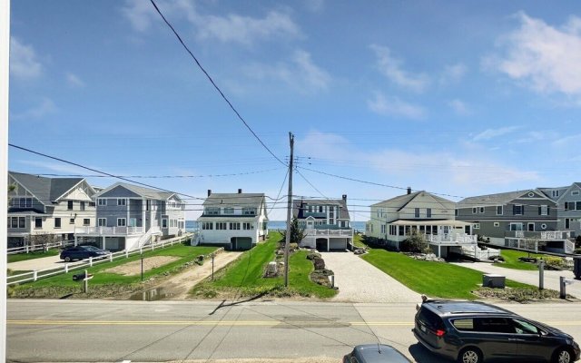 Sunnyside - Home With Ocean View 100 Yards To Moody Beach 5 Bedroom Home by RedAwning