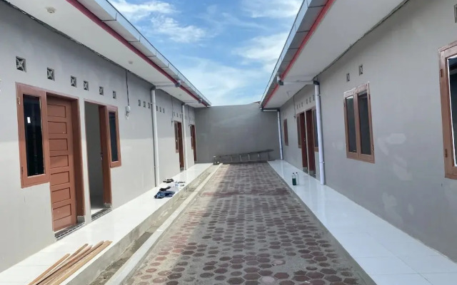OYO 93951 Family Guesthouse