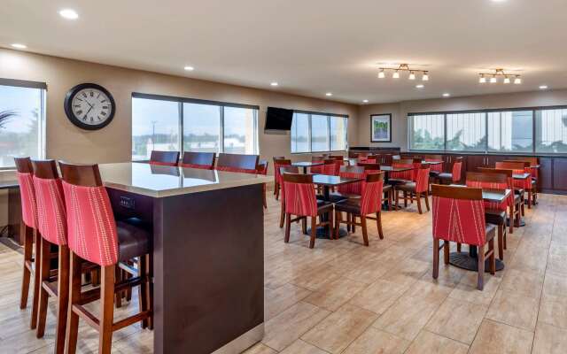 Comfort Suites Florence Shoals Area