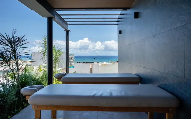 Menesse Studio 1 Bedroom Home