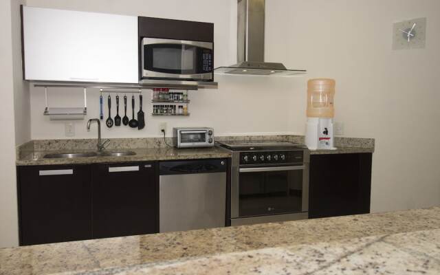 Downtown Apartment Oasis 12