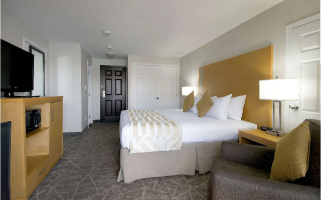 Coast Osoyoos Beach Hotel