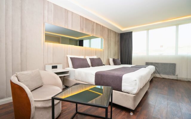 216 Station Suite Gebze