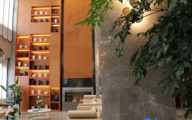 Longqi Longhu Hotel
