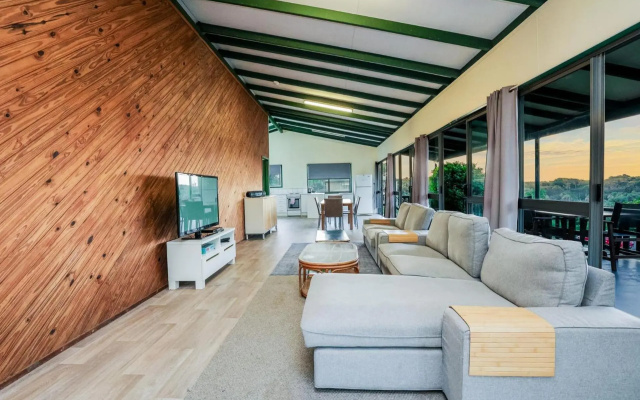The Endeavour - 2 bedroom cottage – Guest Rooms – Seventeen Seventy