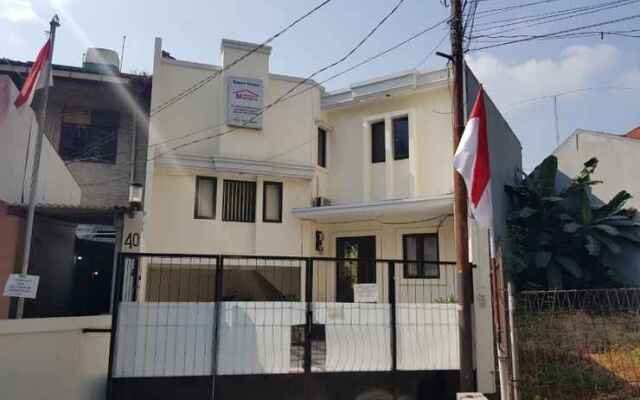 OYO 3445 Delima Guest House Syariah