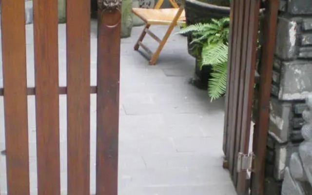 Lao Shu Ren Inn