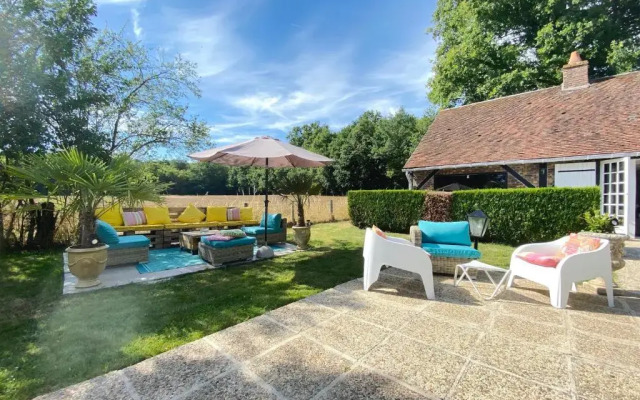 Le Petit Chateau De Sainte Colombe