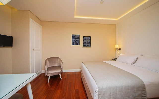 Ada Karakoy Hotel - Special Class