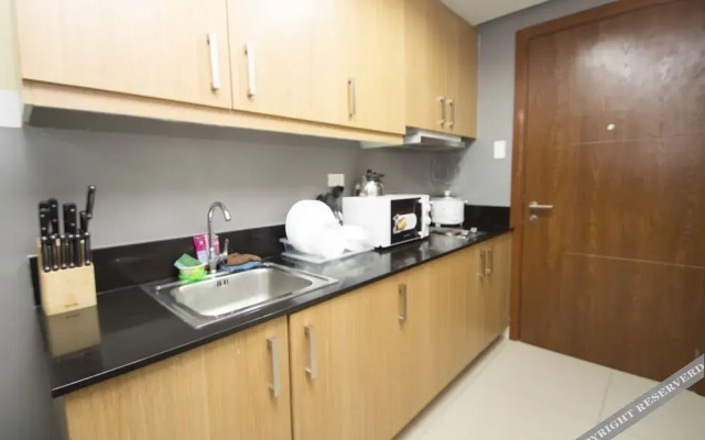 Withus Condotel at Shell Residences