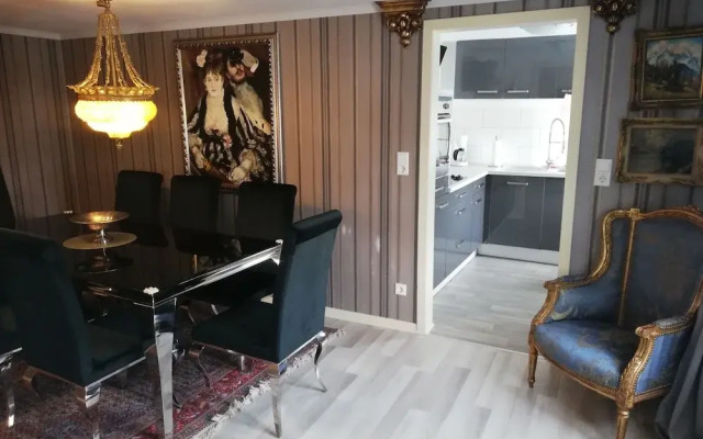 Eleonora Apartment