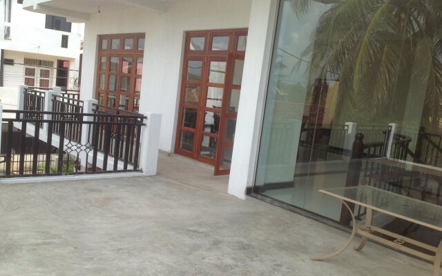 Araliya Blue Beach View Hotel