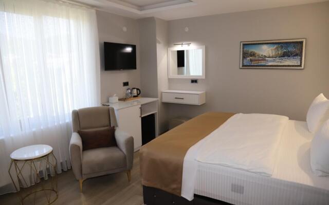 Beyaz Köşk Hotel & Cafe