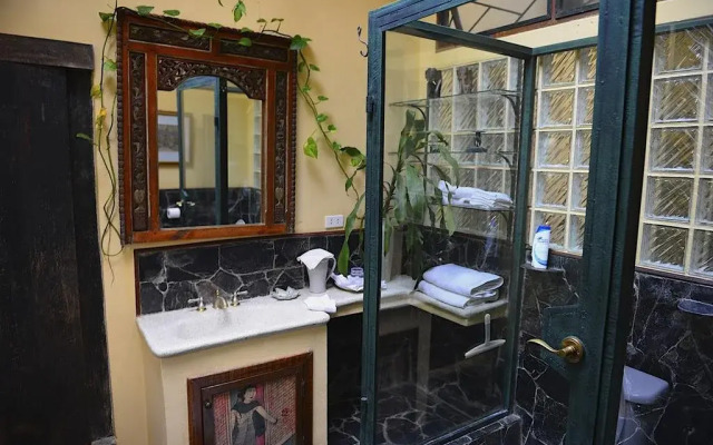 Away Chiang Kham Villa