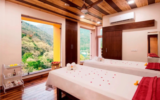 X Hotel by bloom - Rishikesh