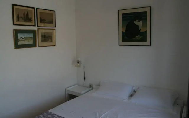 Robert - 5m From the sea - A2