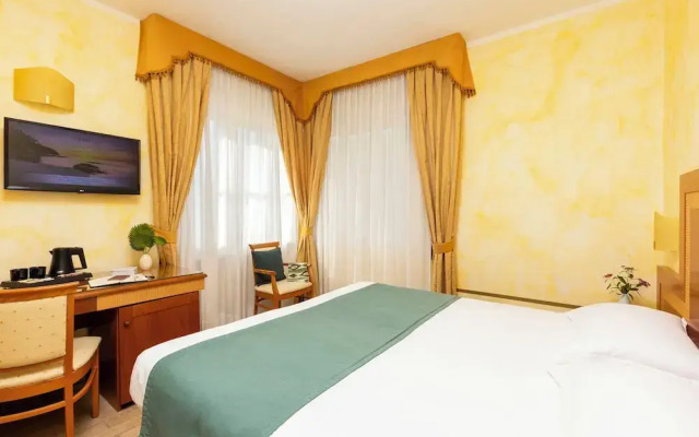 Venezia 2000 Hotel & Residence