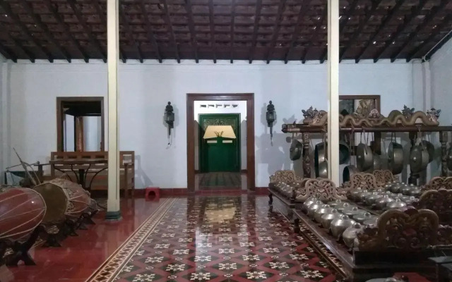 Omah Pitoe Guest House