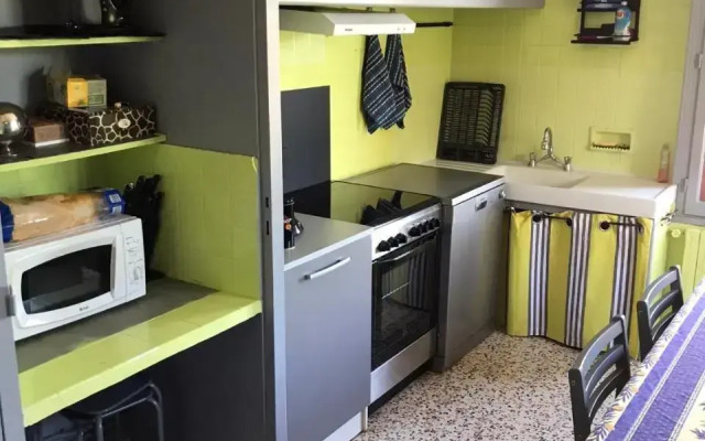 Appartement Tout Confort Avec Parking Fermé