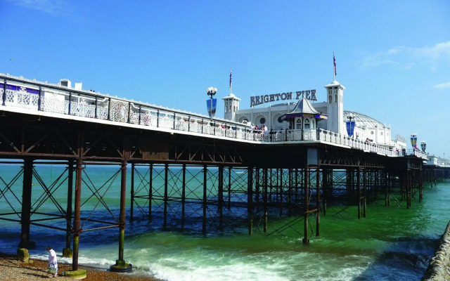 Britannia Study Hotel