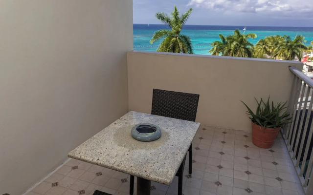 Montego Bay Club Apartments