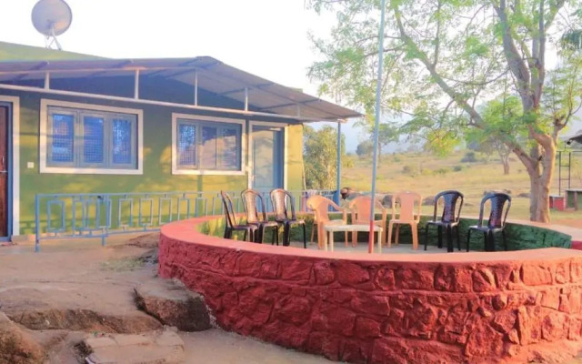 AARRAAMS Farms & Resorts