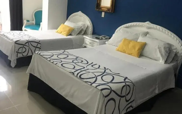 Hotel Suite Santa Rosa