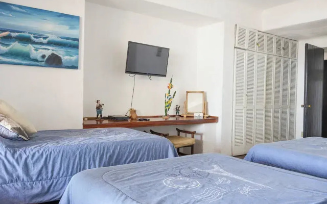 Flat with Unbeatable Views & 2 Bedrooms